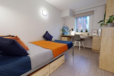 iQ Hayes Wharf Student Halls, Holmes Road, City Centre, Lincoln, LN1 1RF - Image 3